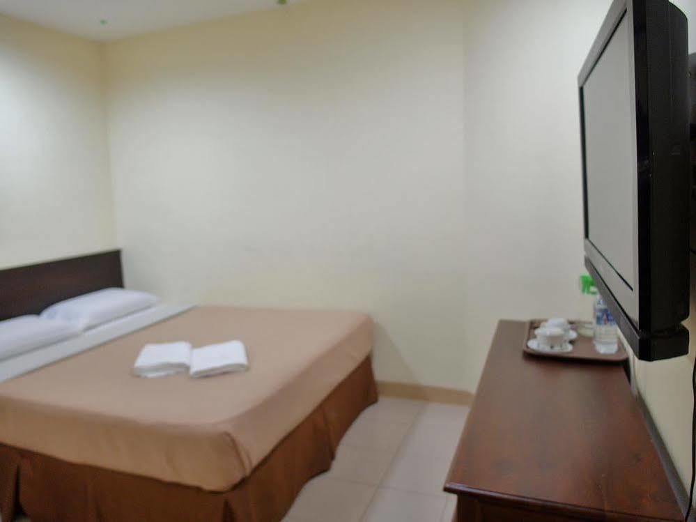 Sunnie Hotel Johor Bahru Exteriör bild